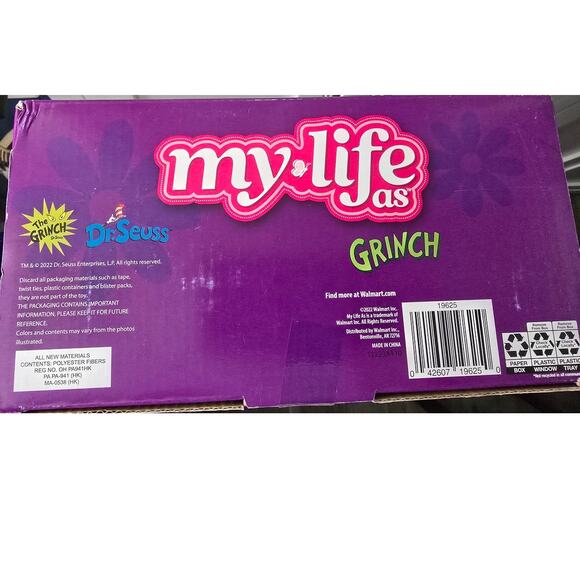 NIB My Life As 18" Poseable Doll – Grinch Sleepover Set (Brunette/Green Eyes) - Picture 16 of 16